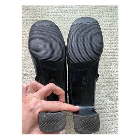 Authentic Gucci Black Leather Ankle Boots – Size 8.5 (Style 10402380) - Picture 7 of 12